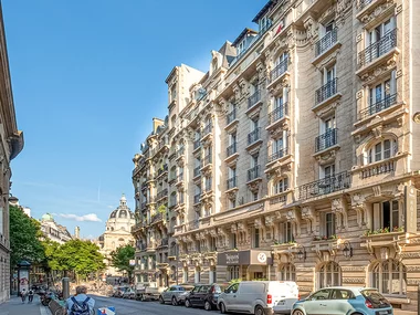 Séjour de 2 jours en hôtel 4* avec champagne dans le Quartier latin à Paris