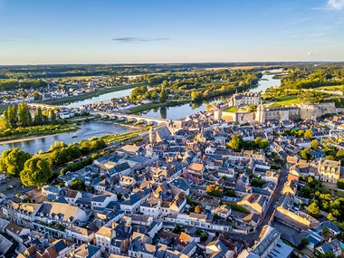 Vol en hélicoptère au-dessus des châteaux de la Loire