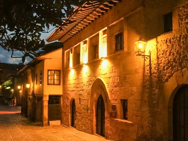 Hotel Casa del Marqués 5*, Cantabria: 2 noches con desayuno y cava para 2