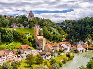 Soggiorno di lusso in famiglia con 1 notte in Suite al Mercure Fribourg Centre Rempart 4*