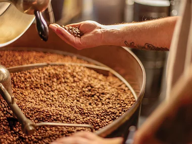 RightSide Coffee a domicilio: café de 2 orígenes y guía de elaboración