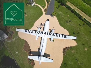 Insolito glamping in aereo: 1 notte in Suite e aperitivo con Natur Air Suite a Bergamo