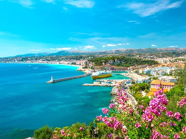 Auf den malerischen Strassen der Côte d'Azur mit 2 Übernachtungen in einem 3*-Hotel