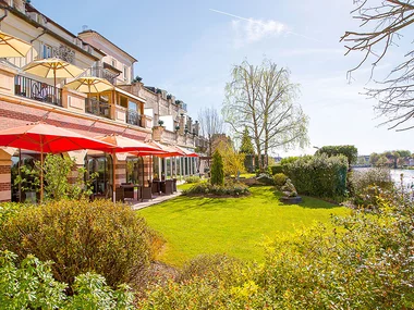 Adresses primées : déjeuner 4 plats au restaurant La Côte Saint-Jacques près de Chablis