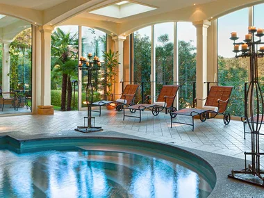 1 romantische Übernachtung im Suitenhotel Parco Paradiso 4*, mit Spa und Gourmet-Dinner am Luganersee