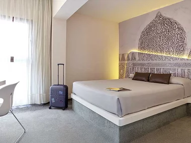 ¡Granada con cinco sentidos!: 2 noches y acceso a spa en Hotel Macià Granada Five Senses
