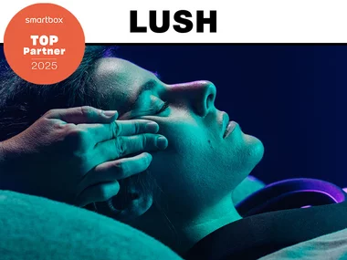 Masaje corporal y de cuero cabelludo con gift box de regalo en Lush Spa Madrid para 1 persona
