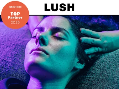 Masaje corporal y de cuero cabelludo con gift box de regalo en Lush Spa Madrid para 2 personas