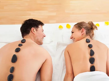 Romantico relax a Roma: 1 massaggio di coppia a scelta