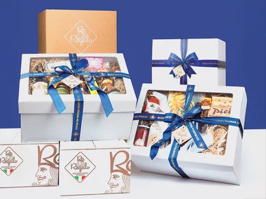 Box Natale a domicilio: panettone o pandoro con prodotti tipici italiani