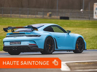 Stage de pilotage en Porsche 992 GT3 sur le circuit de Haute Saintonge