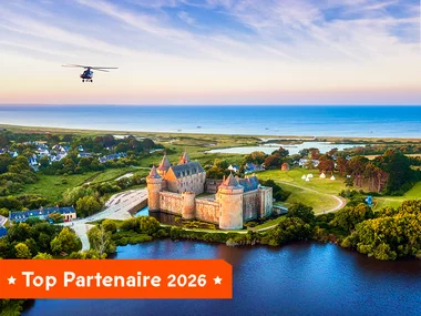 Vol en hélicoptère au-dessus de Vannes et du golfe du Morbihan