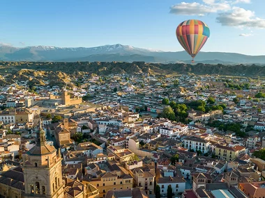 ¡Guadix desde al aire!: 1 vuelo en globo de 1h para 1 persona