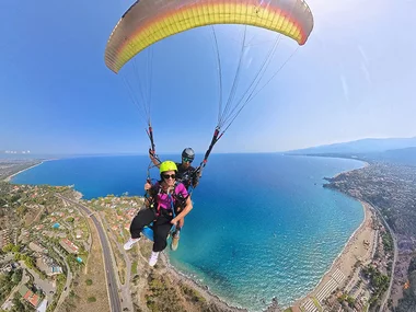 Volo tandem in parapendio in Calabria