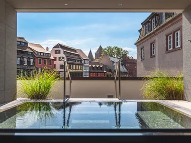 Séjour d’exception à Strasbourg : 2 jours en hôtel 5* avec espace bien-être et champagne