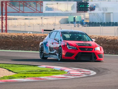 ¡Diversión a 4 ruedas!: copilotaje en Seat León MK3 para 1 persona