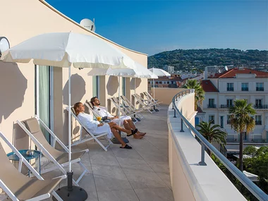 1 nuit en hôtel 4 étoiles avec accès spa à Cannes