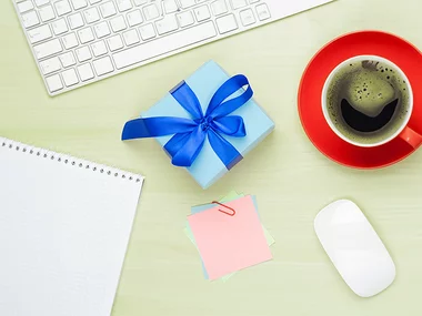 Un regalo di Natale speciale per la miglior collega: soggiorni, cene, pause relax e avventure!
