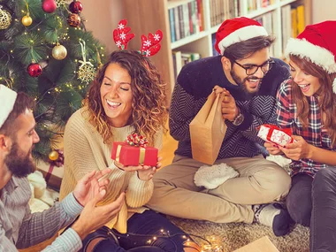 Coffret cadeau de Noël : 1 séjour ou 1 activité pour 2