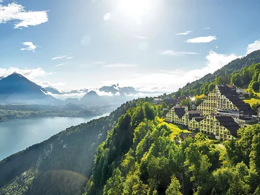 L’incanto della Svizzera: 1 notte con colazione e pausa benessere