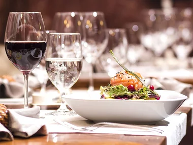 Natale gourmet: esclusive cene per 2 amanti dei sapori raffinati