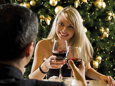 Natale da buongustai: 1 romantica cena con vino per 2 persone