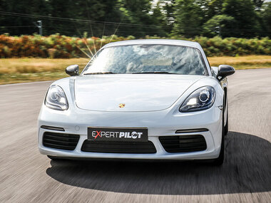 3 tours de pilotage en Porsche Cayman sur le circuit Dijon-Prenois