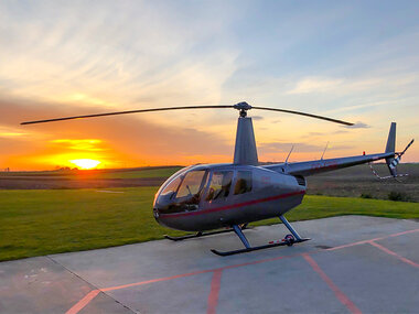 Vol époustouflant de 20 min en hélicoptère dans un Robinson R44 pour 3 personnes