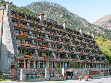 1 noche en Andorra con desayuno en el Yomo Patagonia Hotel 4*