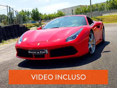 Ferrari F488 su pista: 3 giri sul Circuito di Castelletto e video incluso