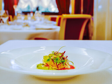 Lussuosa fuga gourmet: 2 notti in hotel 5* con 2 cene