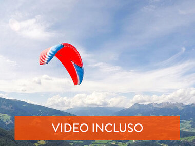 Emozionante volo in parapendio sulle Dolomiti con foto e video ricordo