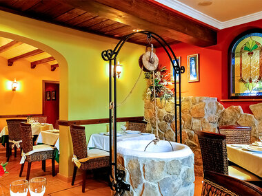 Hotel Huerta de las Palomas 4* en Priego de Córdoba: 2 noches y 1 cena