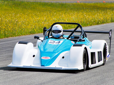 Stage de pilotage : 6 tours sur le circuit de Lohéac en Sport Proto Funyo 5