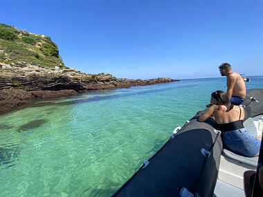 3h30 de balade en bateau à 2 à Saint-Jean-de-Luz avec stand up paddle