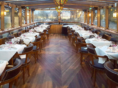 Croisière de 2h sur la Seine avec déjeuner et cocktail