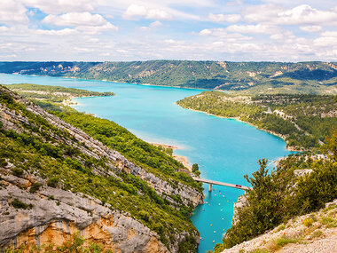 Vol en hélicoptère de 15 min pour 2 au-dessus des gorges du Verdon