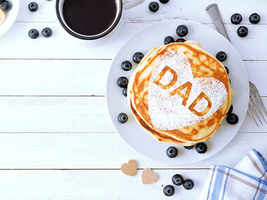 Papa, je t'aime : petit-déjeuner avec bulles