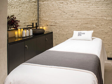Signature Spa at Yurbban Passage Hotel & Spa: spa y masaje relajante de 30 min para 1