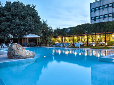Lusso e relax a Verona: 2 notti con cena e accesso illimitato alla Spa in hotel 4 stelle