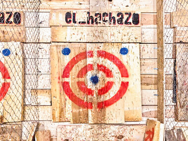 Lanzamiento con hacha de 1 hora para 2 personas