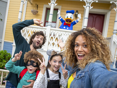 Disneyland® Paris: Peak-ticket voor 1 kind (1 park)