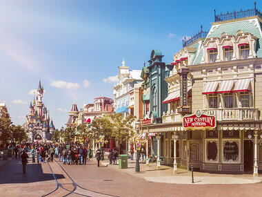 Disneyland® Paris: Medium Winter-tickets voor 2 personen (2 parken)