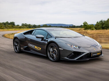 Stage de pilotage : 3 tours sur le circuit de Chambley en Ferrari 488 GTB, Lamborghini Huracan ou Porsche 911 GT3