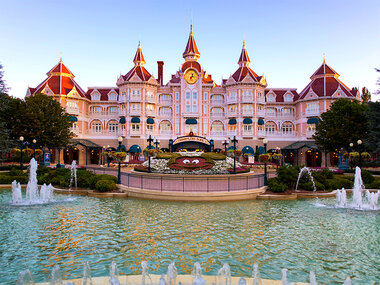 Disneyland® Paris: Eco Summer-tickets voor 2 personen (2 parken)