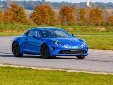 2 rondes als piloot in een Alpine A110 S in Mettet