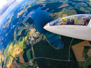 Vol en planeur de 20 min pour 1 personne au-dessus des lacs de l'Eau d'Heure