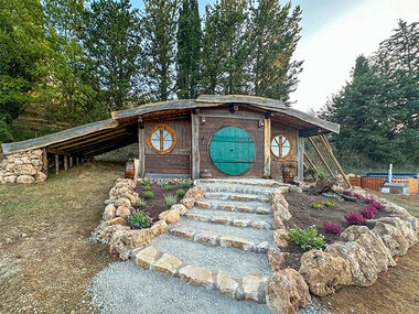 Magico soggiorno di 1 notte in una Casa Hobbit in Toscana