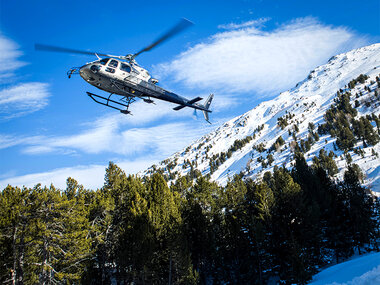 Vol en hélicoptère de 30 min au-dessus du Mont-Blanc