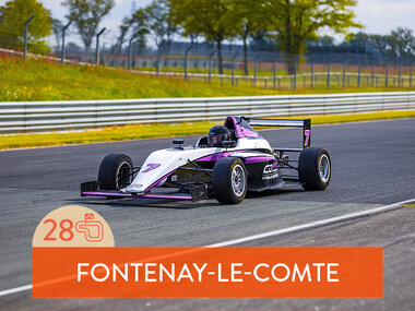 Stage de pilotage monoplace : 28 tours sur le circuit de Fontenay-le-Comte en Formule 4 Tatuus